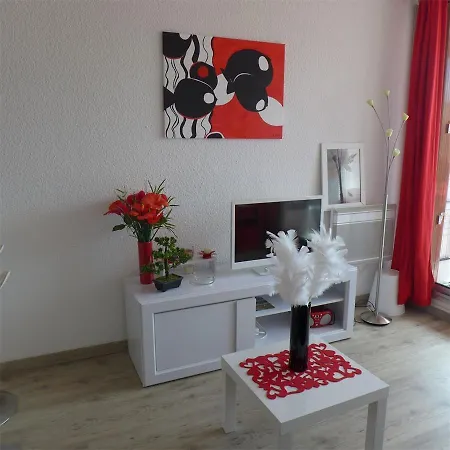 Ref 515, Ocean, Avec Acces Direct A L'ocean Et Place De Parking Privee , 4 Personnes アパート *